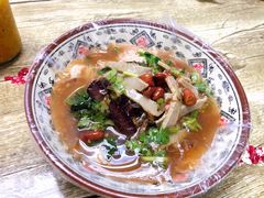 陵水酸粉-泰龙城小吃街