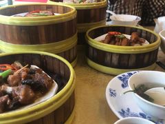 -快活大茶楼