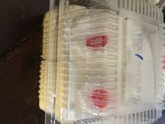 -红宝石·鲜奶小方·海派西点房(金杨店)