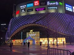 -宝龙城(杭州滨江店)