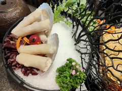 -湊湊火锅·茶憩(新中关购物中心店)