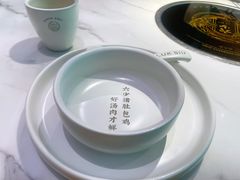 -六少·猪肚包鸡火锅(卓悦INTOWN店)