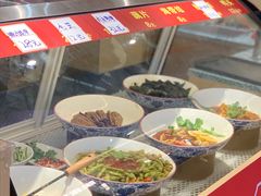 餐具摆设-刘香香·川香红锅美蛙(福田店)