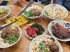 -任记七中刀削面(总店)