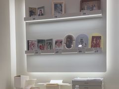 -HIMO海马体照相馆(上海华润CP静安店)