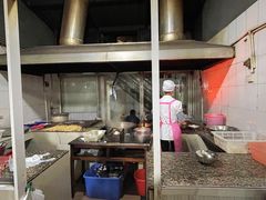 -正宗杨记普洱酸醋米线(总店)