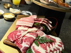 -铭牛烧肉·和牛海鲜自助(高新月牙湖店)