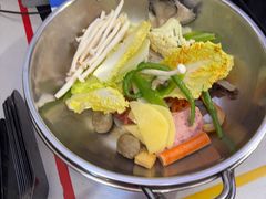 -醉人椒麻辣香锅(王府井喜悦店)