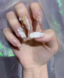 -慕拉美甲美睫皮肤管理