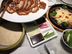 德胜枣木烤鸭-雀蓝川菜(奥体广场店)