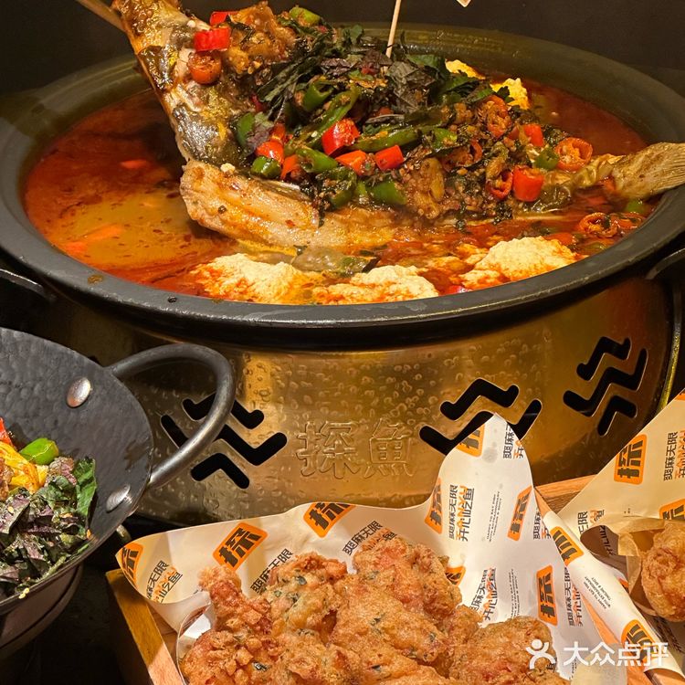 这家烤鱼你别太火了。。我不想排队