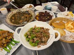 -蔼若春.传承三十年云南菜(金碧公园店)