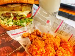 -The Habit Burger Grill 哈比特汉堡(复兴soho店)