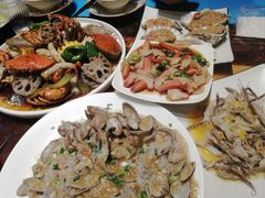 -臻鲜燕海鲜融合餐厅(金陵style店)