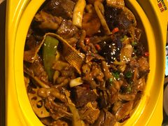 牛魔王-多嘴超级肉蟹煲(欧亚卖场店)