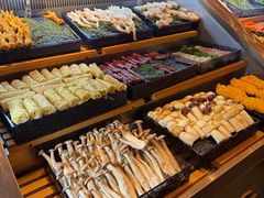 -牛YO寿喜烧·铁板烧和牛火锅自助(市府恒隆店)