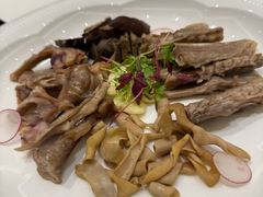 -梅花香里大酒店(郁金香路店)