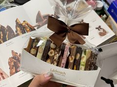 -Laderach 莱德拉(上海环贸iapm店)