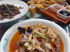 -乡村馕坑肉·烧烤·新疆菜·本地人更爱吃(阿勒泰首店)