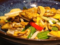 -半山腰·云南菜(侨福芳草地店)