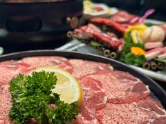 黑牛牛舌-明洞阿姨·韩式酱蟹烤肉·创意料理(三元桥店)