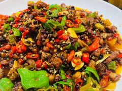 特色双椒辣子鸡-酸婆娘江湖川菜(紫竹路店)