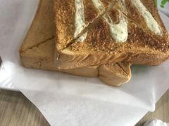 厚多士-813芭依珊 BAESAn(皇冠十畝地店)