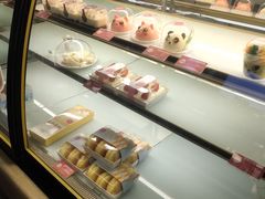面包甜点陈列柜-味多美蛋糕(八大处店)
