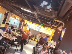 -鸣记脆皮烤鱼·海鲜烤鱼(三八广场店)