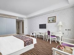 -柏纳酒店(百色市政府恒基广场店)