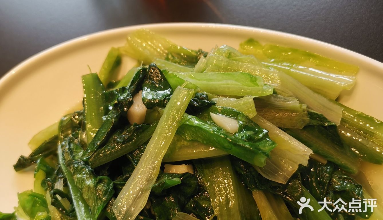           艳阳天的青椒烧乌龟