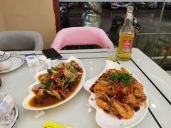 -覃记海鲜美食餐厅