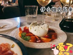 水牛奶酪番茄沙拉-Fiume福弥意大利餐厅