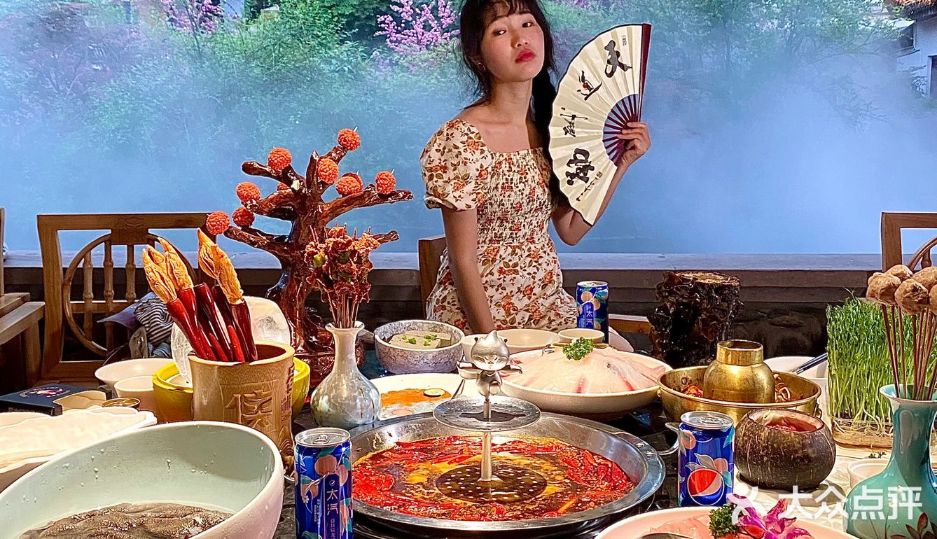 花25💰拍一组古风写真，你说香不香