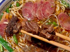 -镇南锅盖面馆(解放路店)