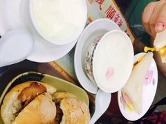 义顺牛奶公司(铜锣湾骆克道店)-义顺牛奶公司