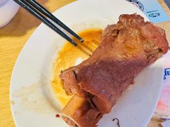 -关东小磨东北菜(上海长风大悦城店)