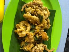 咸蛋黄鱿鱼-明记烧鱼美味店