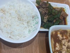 -老乡鸡(东方广场店)