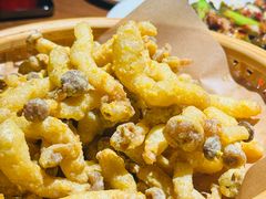 -吃饭皇帝大土家民族菜(荟聚店)