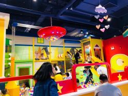 -LuckyStar幸运星家庭娱乐中心(东莞国贸店)