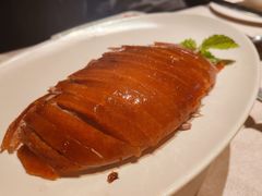 酥香嫩烤鸭-四季民福烤鸭店(外滩外白渡桥店)