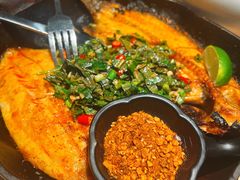 傣味香茅草烤罗非鱼-云海肴·汽锅鸡·云南菜(美罗城店)