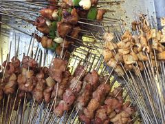 -清真磊磊烧烤老店(饮虎池街34号店)