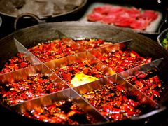 -小天鹅火锅·一线江景洪鼎旗舰店(洪崖洞店)