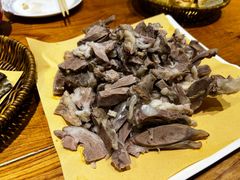 -蒙艾里民族传统菜蒙餐