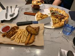 榴莲多多芝心比萨餐-必胜客(金开大道店)