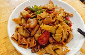 Stewed Pig Intestine with Tofu Skin Knots