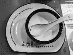 -胡桐里音乐酒馆(孝南店)