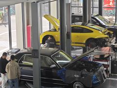 -爱车行 奥迪 奔驰 宝马 保时捷 路虎 专业 维修保养 原厂 奥迪改装升级 中心(静安店)